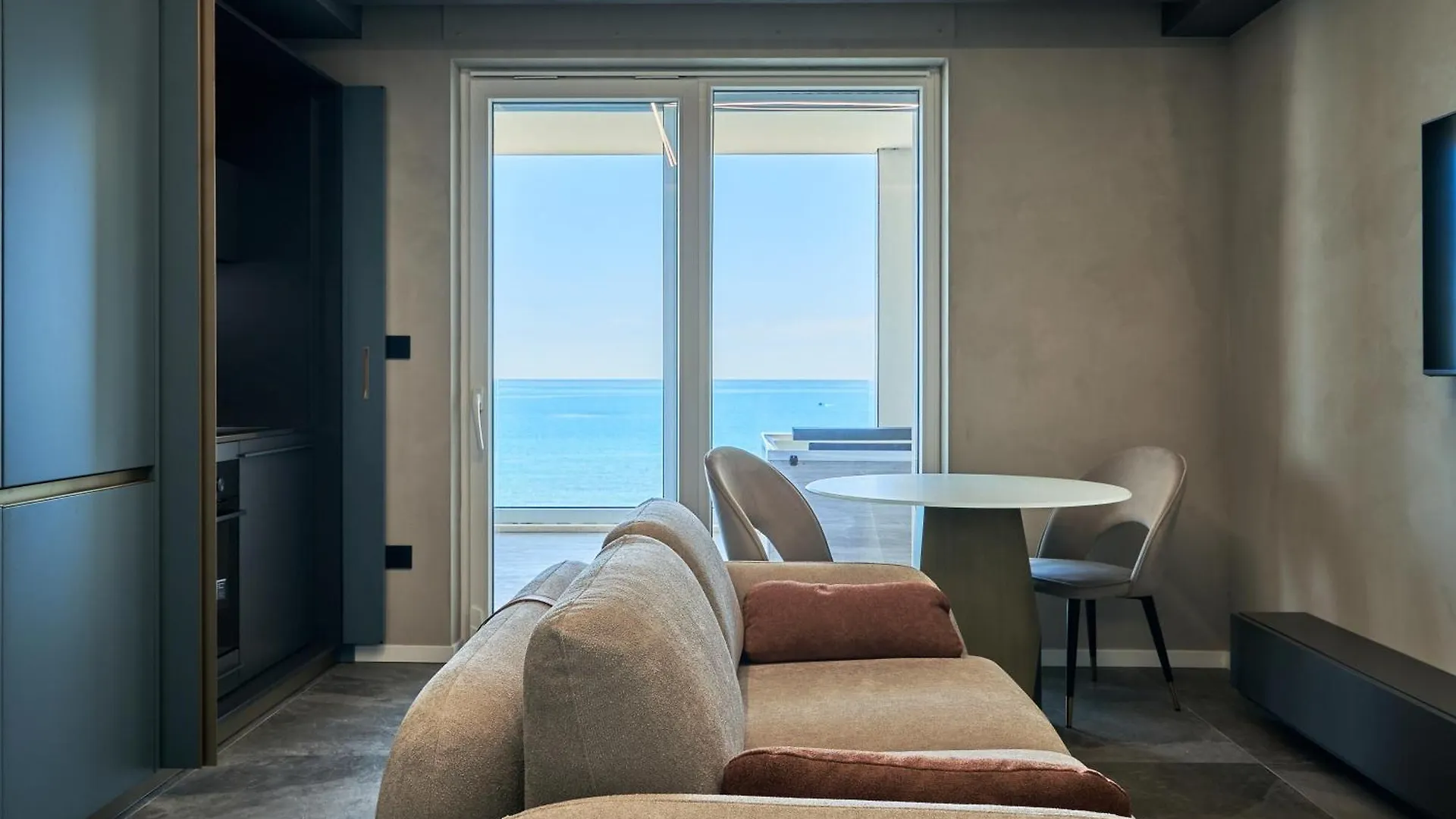 Thalora - Luxury Apartments Bari 0*,